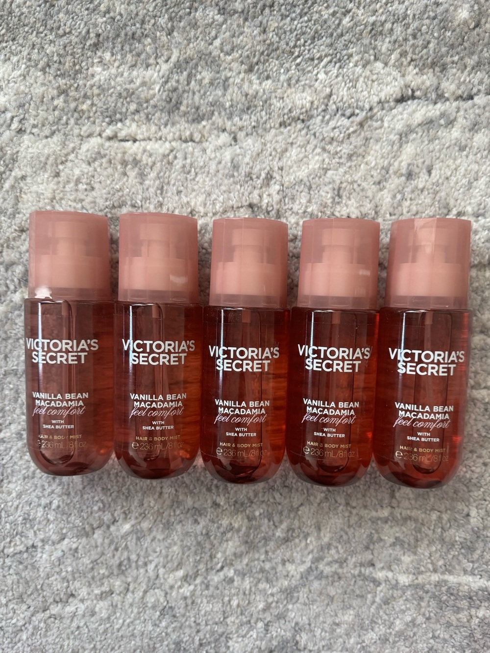 Victoria Secret- vanilla bean macadamia fragrance mist